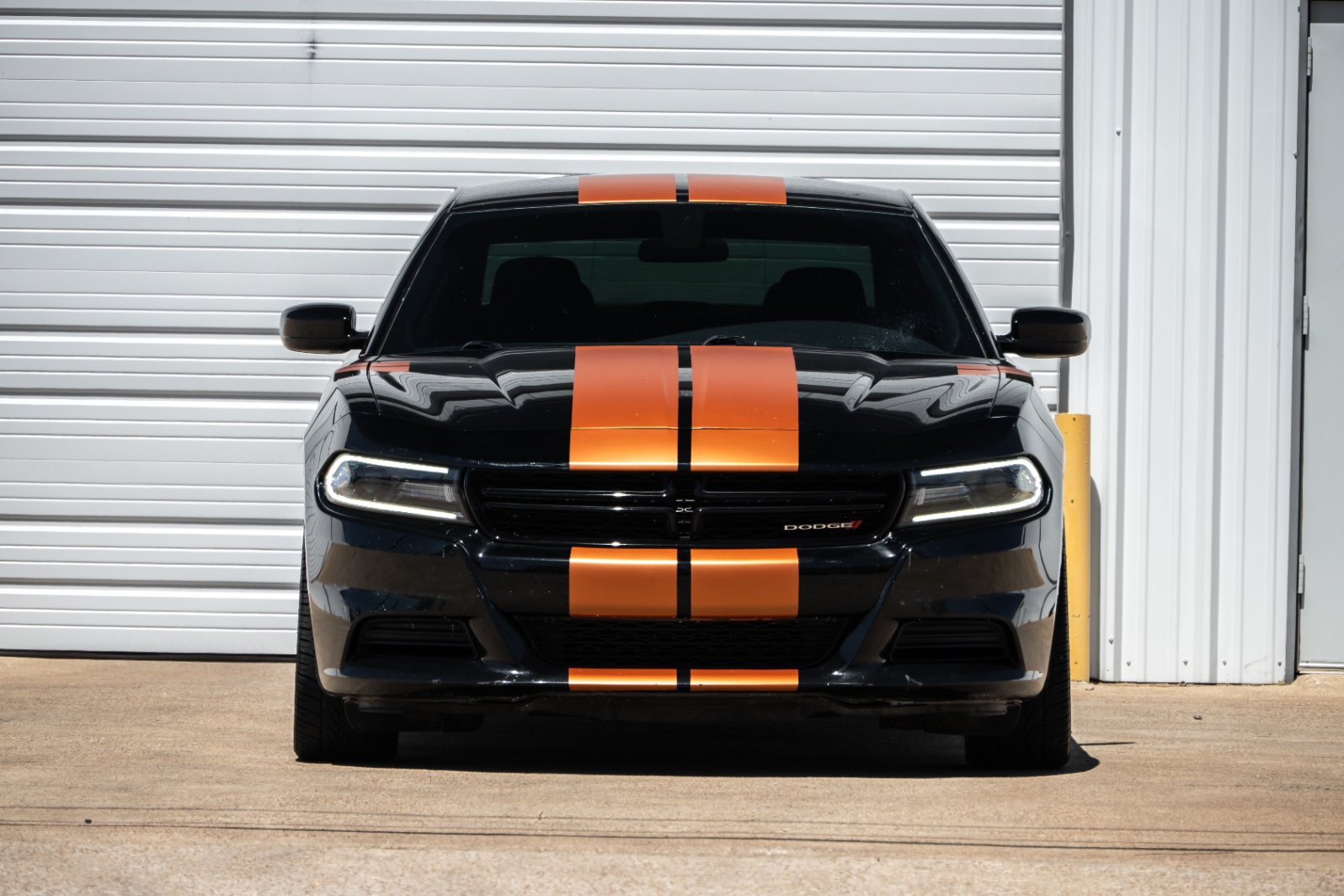 View vehicle photo 2