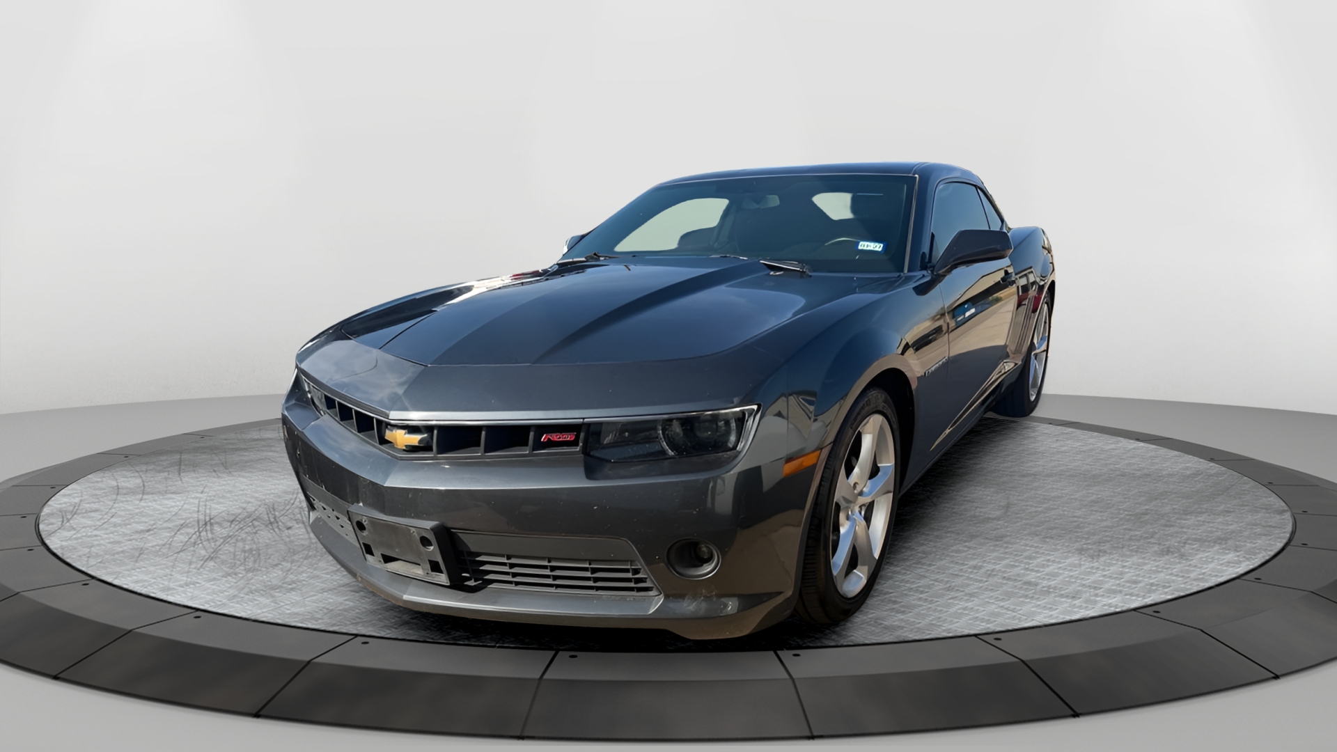 Gray 2015 Chevrolet Camaro Coupe Rear-Wheel Drive 6-Speed Automatic